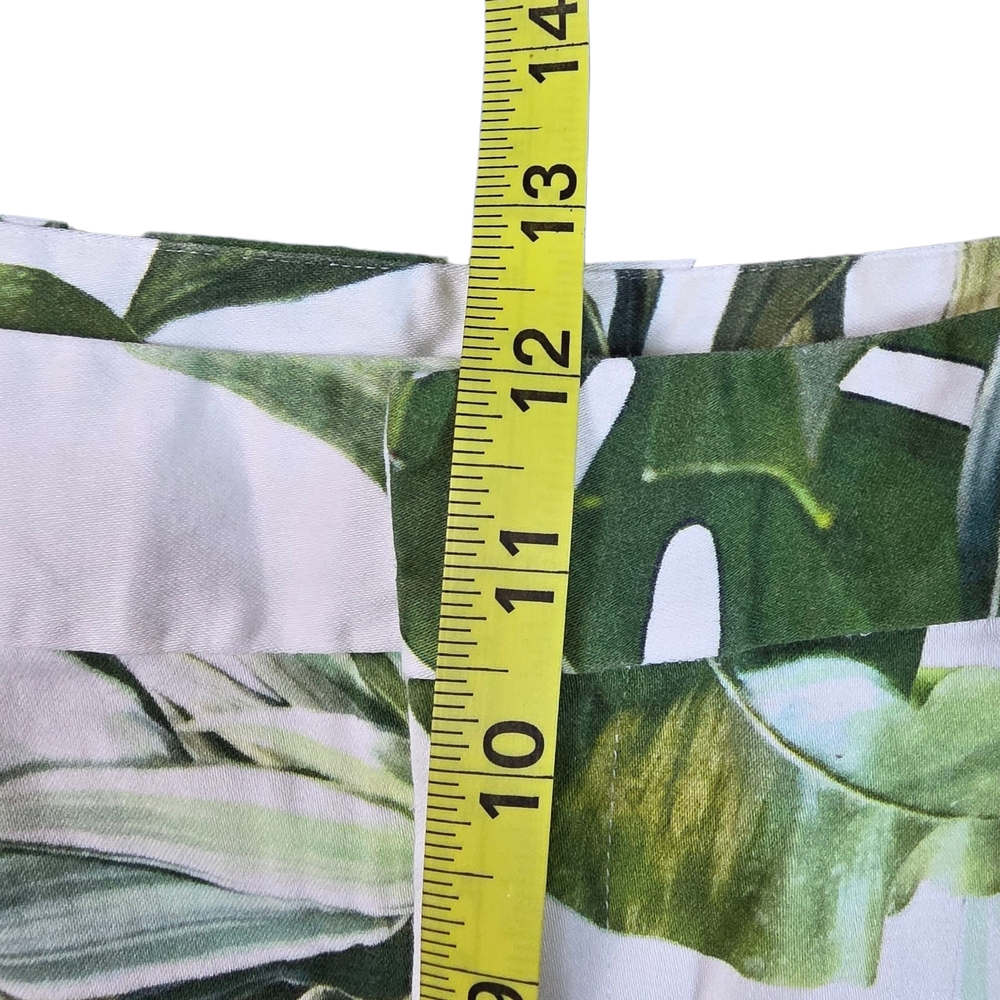 Gianni Bini Green Leaf Print High Waist Shorts Sz 4 - Picture 5 of 7